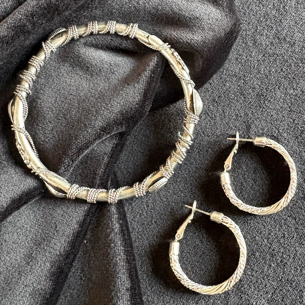 Nautical bracelet and earring set ￼